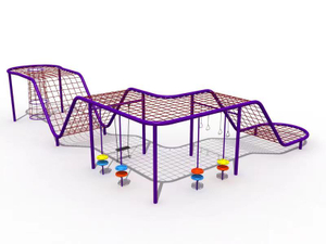 Parco giochi all'aperto per bambini con rete da arrampicata di grandi dimensioni